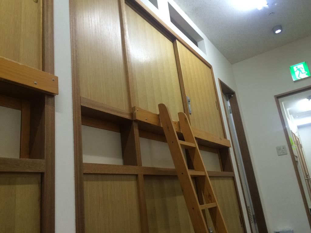 Capsule Dormitory Orion Tomari Exterior photo